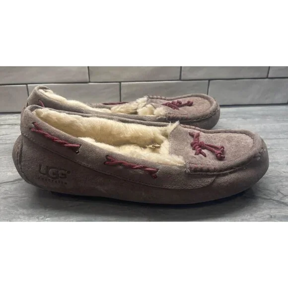 UGG Brett Taupe Moccasin Slippers Sheepskin Suede 1005531 Womens 9 (1c45) - Picture 3 of 7